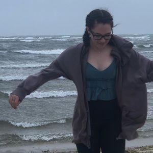 Meet your Posher, Cj